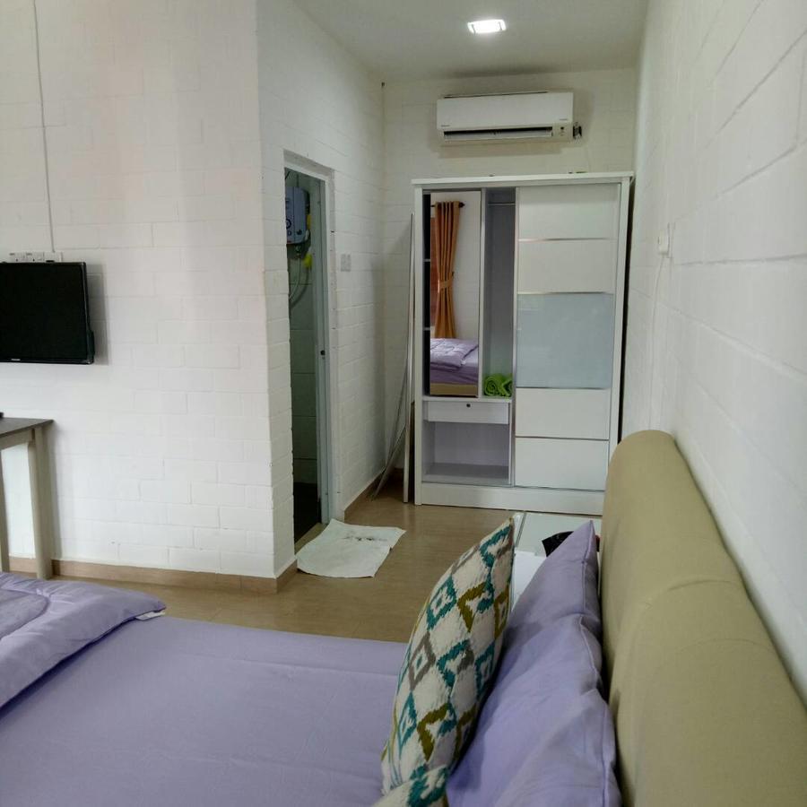D Lima Beach Inn Pantai Cenang  Exterior photo